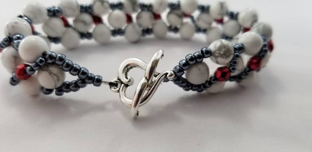 White Howlite Gemstone Bracelet
