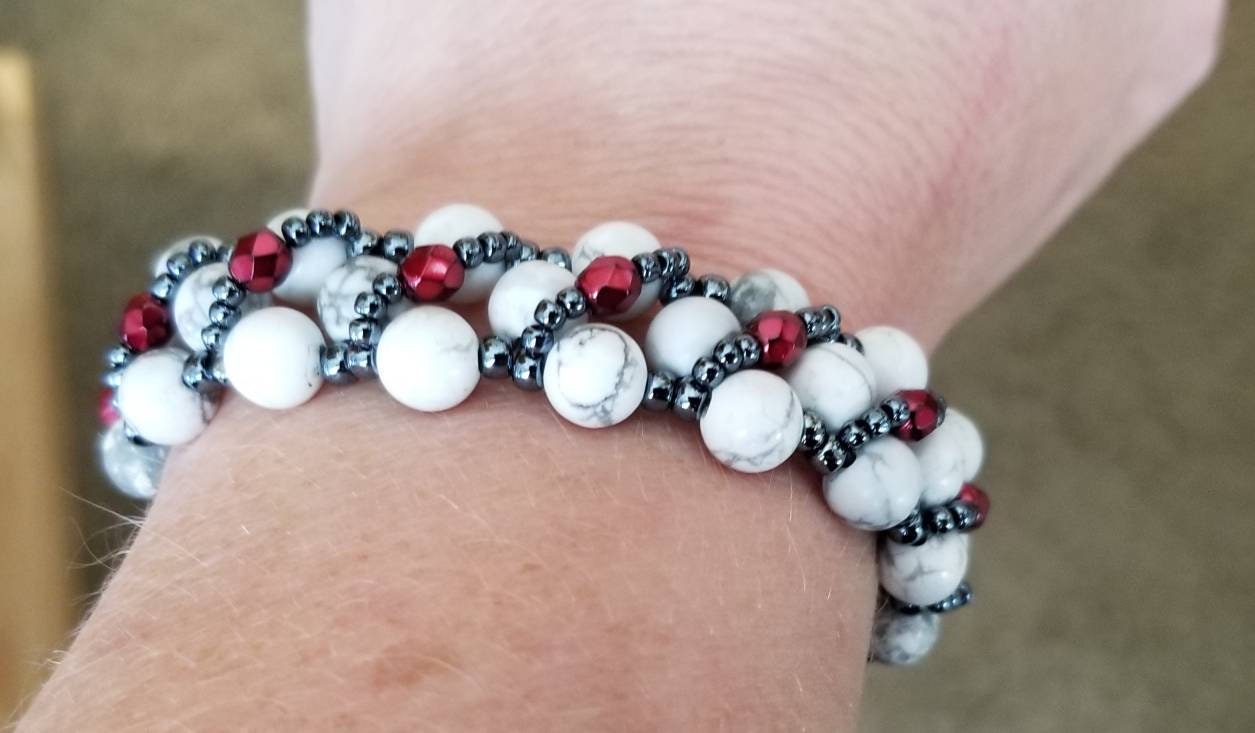 White Howlite Gemstone Bracelet